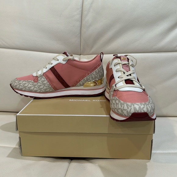 NIB MICHAEL KORS PINK WOMENS Dash Logo and Mesh Trainer SIZES 8.5, CINNAMON - Picture 2 of 14